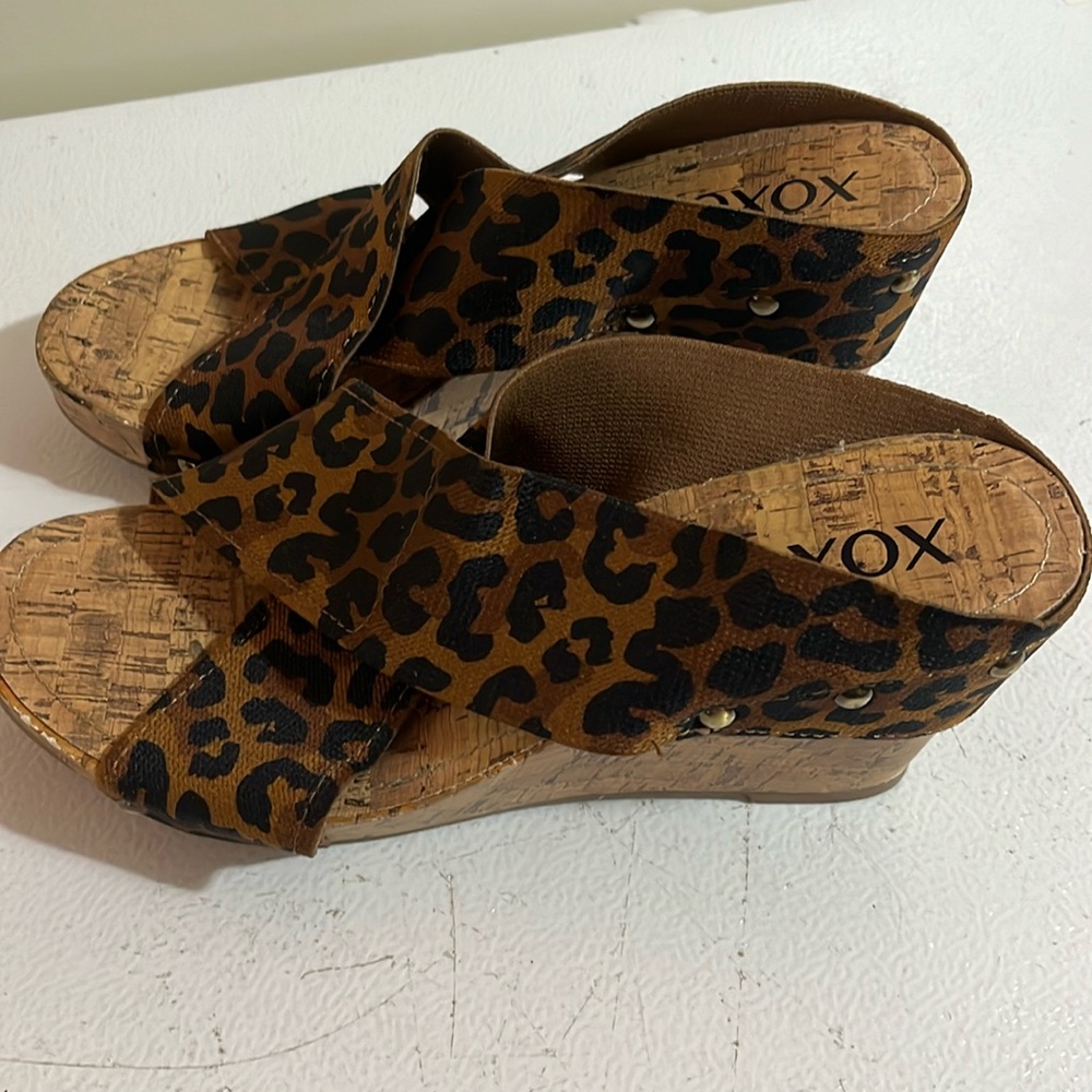 Leopard print wedges